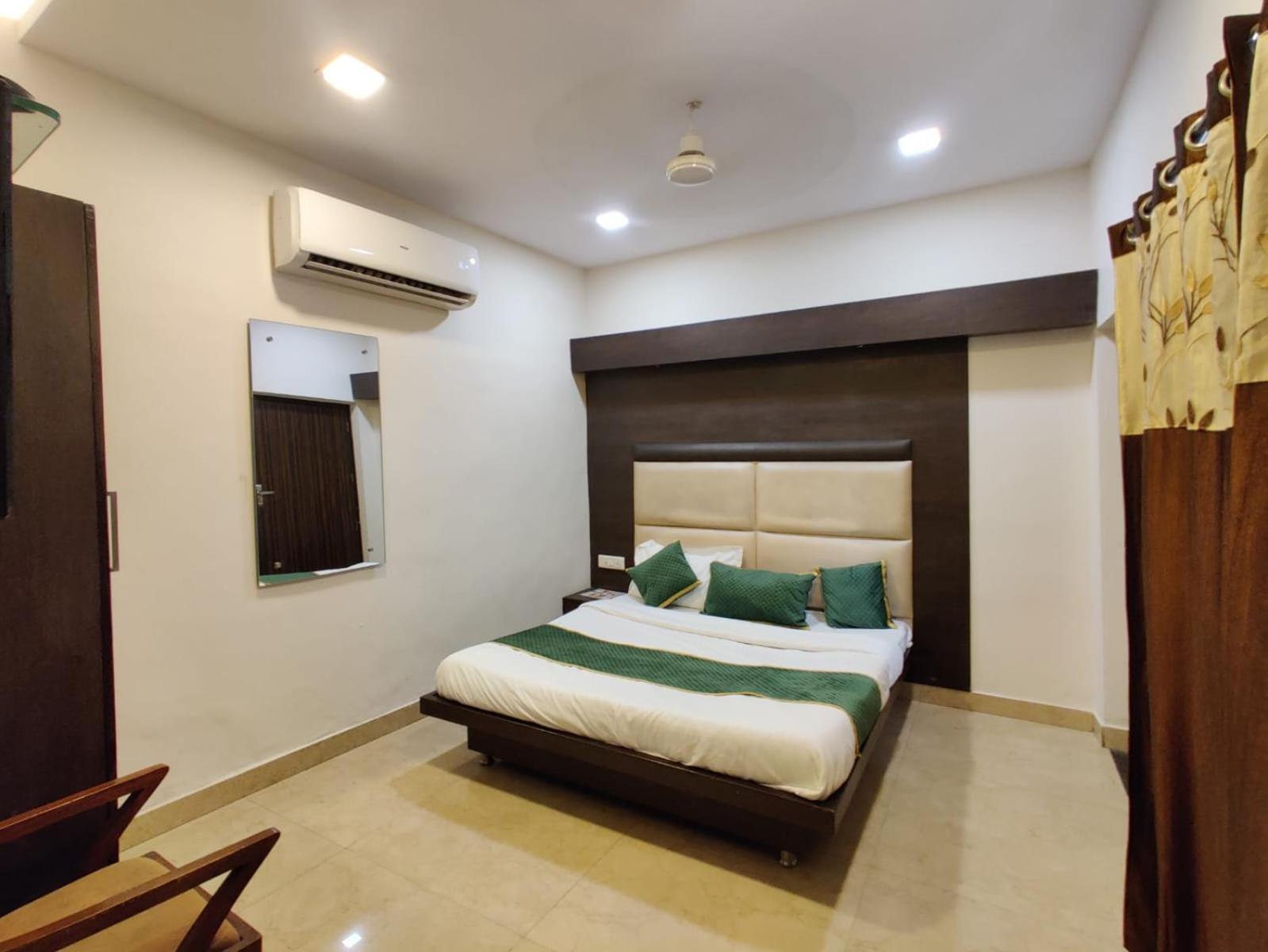 Hotel The Grandpark Amritsar Esterno foto