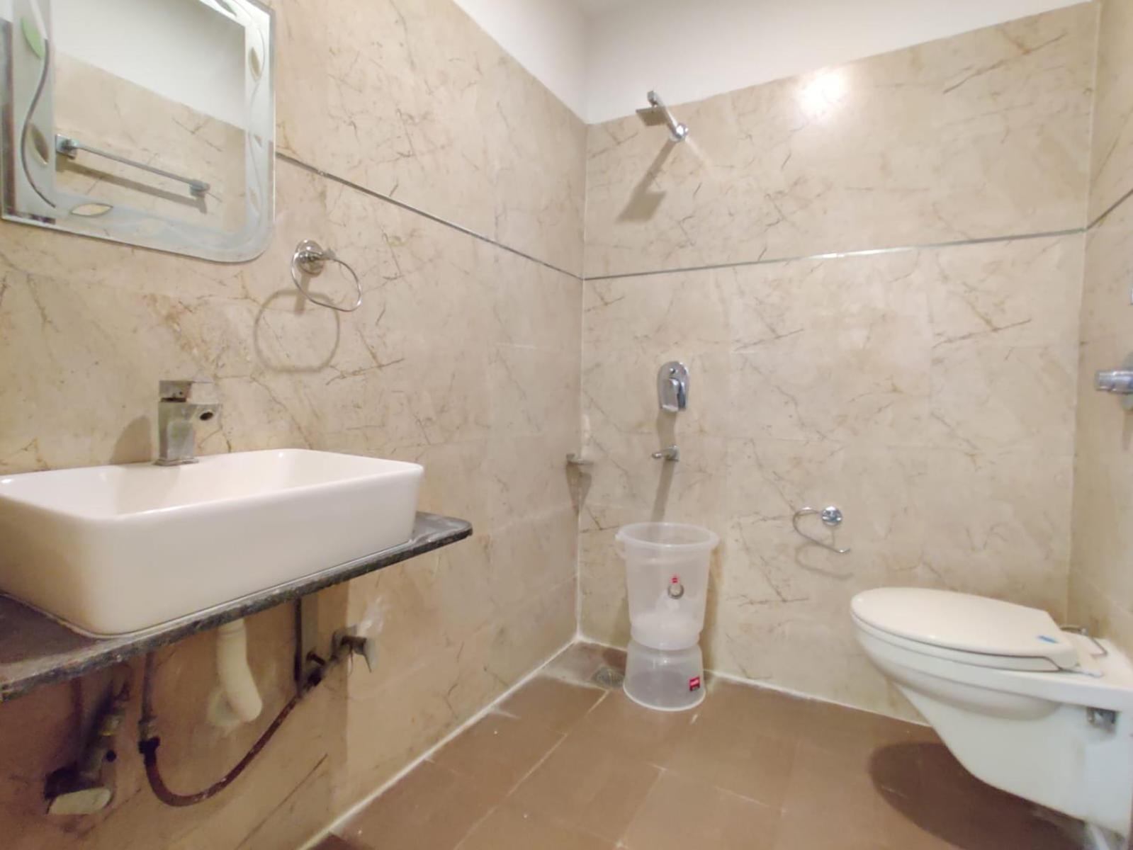 Hotel The Grandpark Amritsar Esterno foto